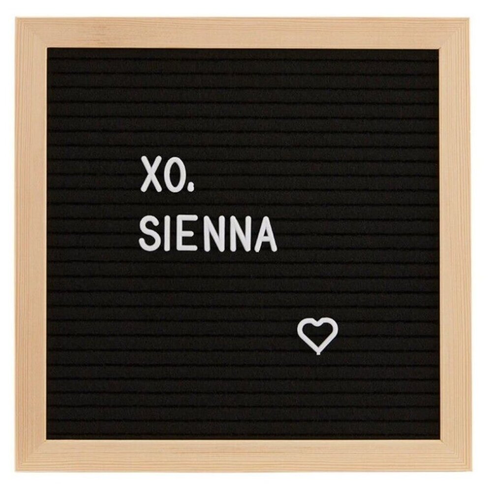 xo, Sienna Keep Growing Black Felt Letter Board